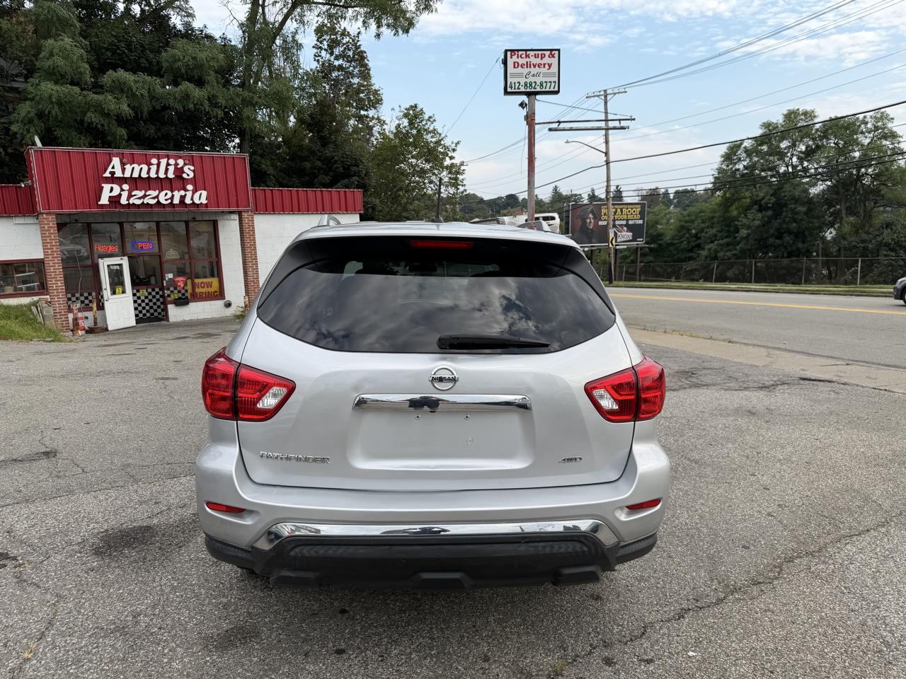 Nissan Pathfinder Platinum 4WD 2017
