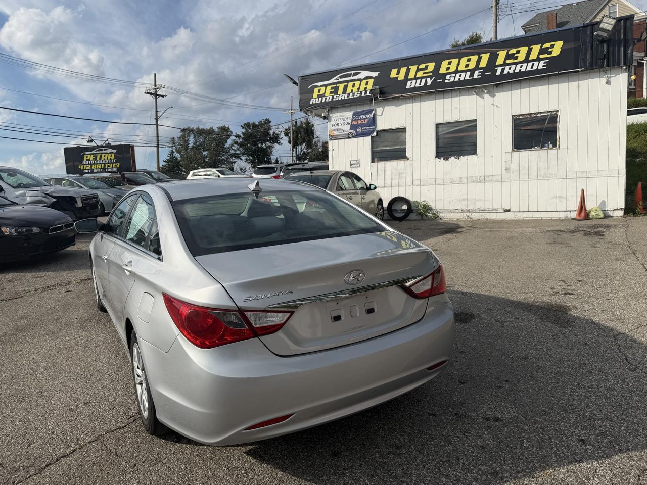 Hyundai Sonata GLS Auto 2011