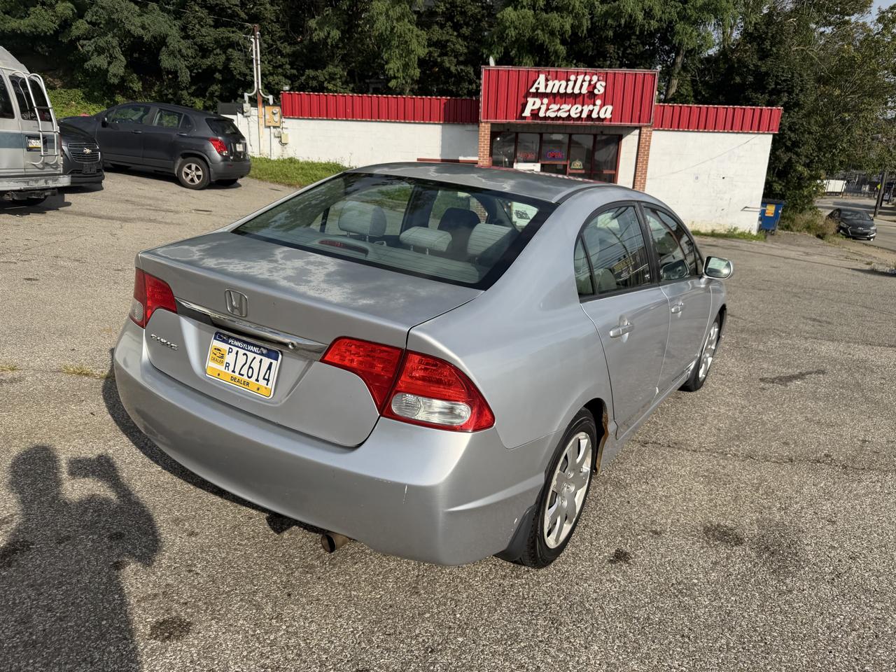 Honda Civic 4dr Sdn LX Auto 2010