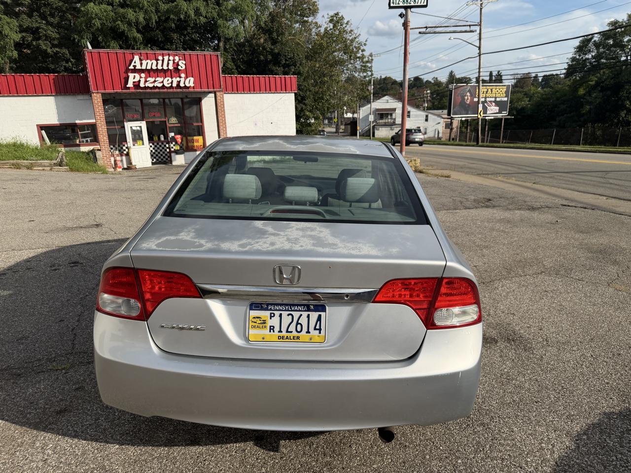 Honda Civic 4dr Sdn LX Auto 2010