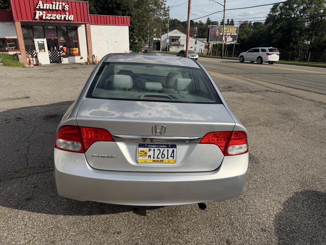 Honda Civic 4dr Sdn LX Auto 2010