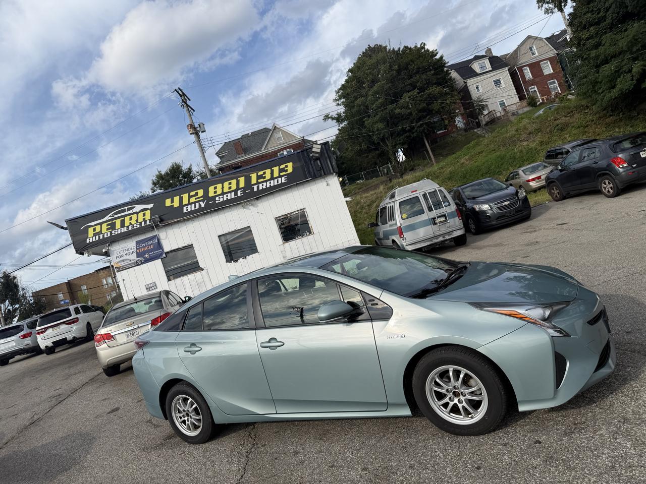 Toyota Prius Two Eco 2016