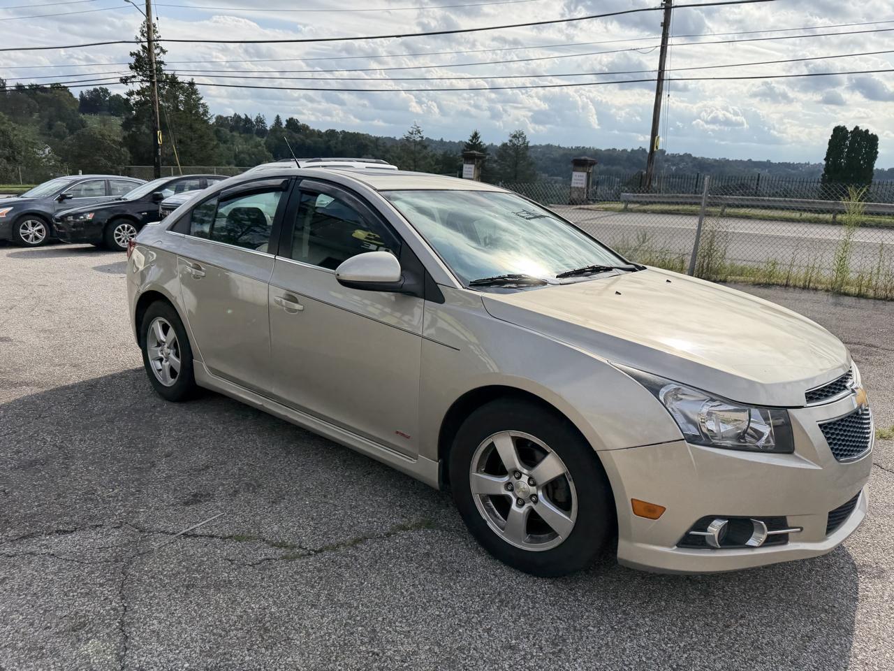 Chevrolet Cruze 1LT Manual 2014
