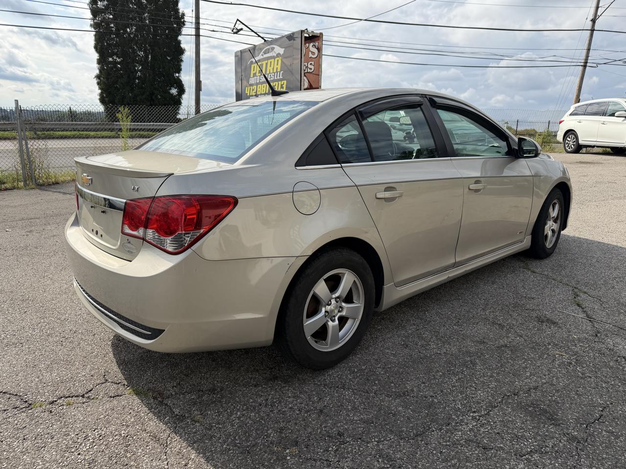 Chevrolet Cruze 1LT Manual 2014