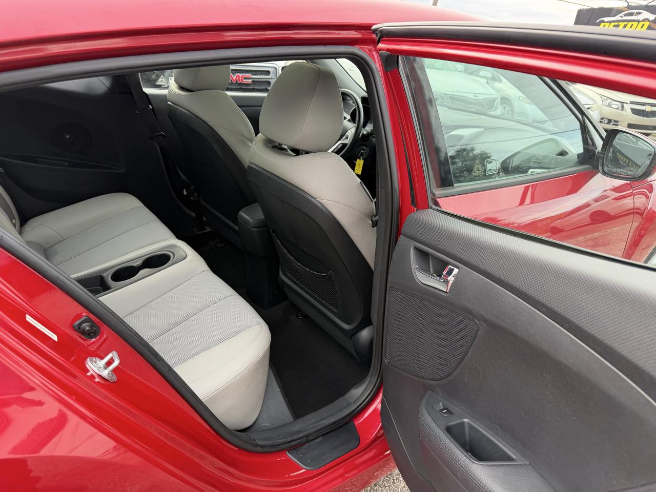 Hyundai Veloster 3D Coupe 2013