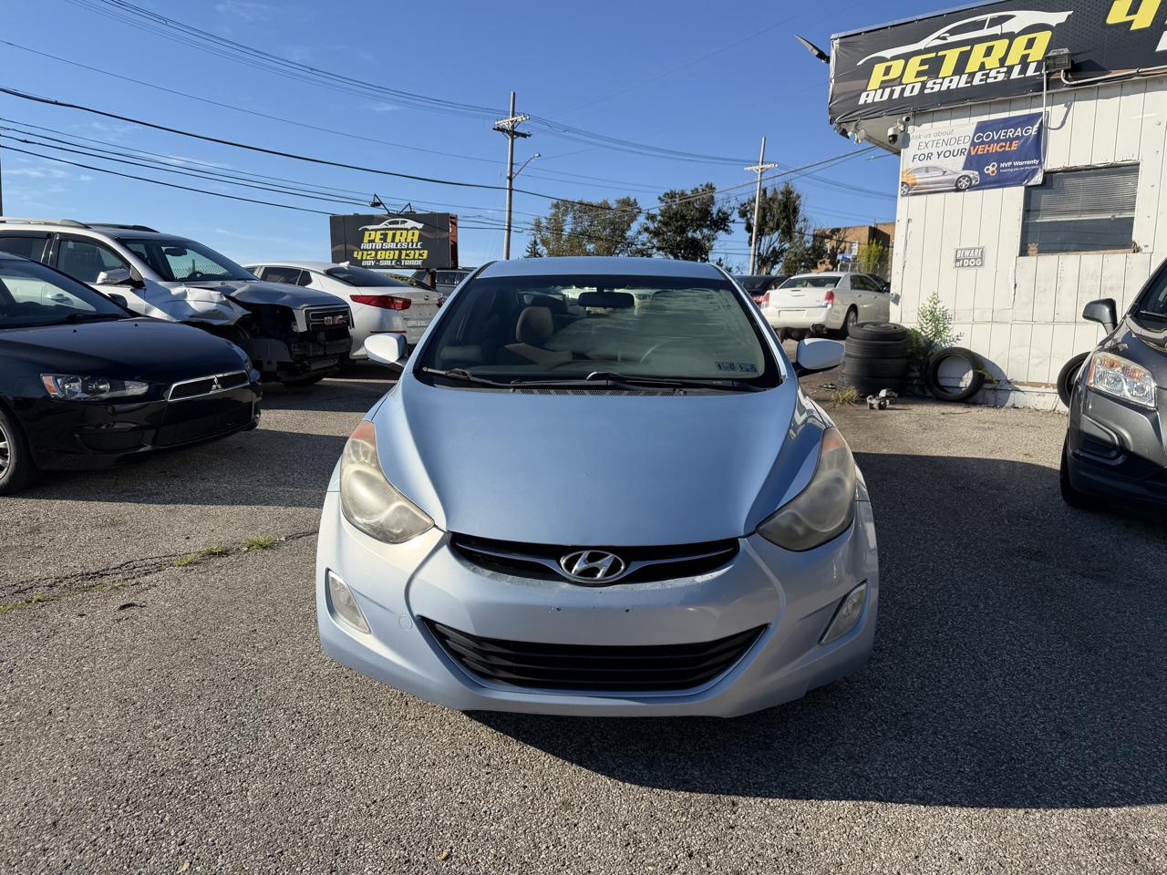 Hyundai Elantra Limited 2012