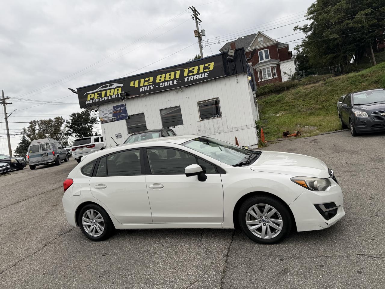 Subaru Impreza 2.0i Premium PZEV 5-Door 2016