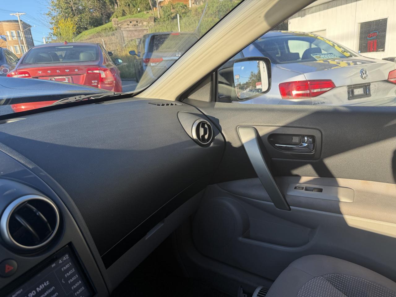 Nissan Rogue S AWD 2013