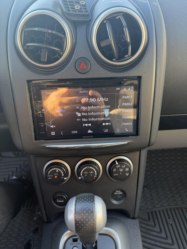 Nissan Rogue S AWD 2013