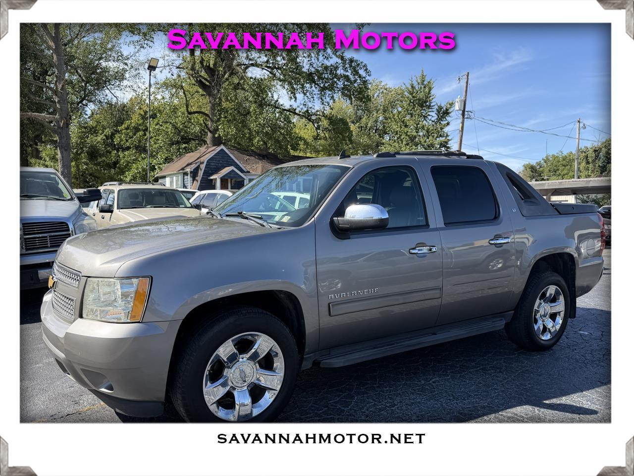 Chevrolet Avalanche LT 4WD 2012