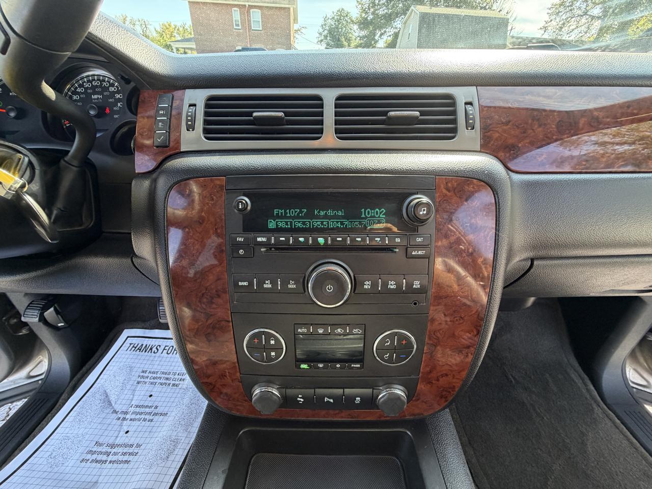 Chevrolet Avalanche LT 4WD 2012