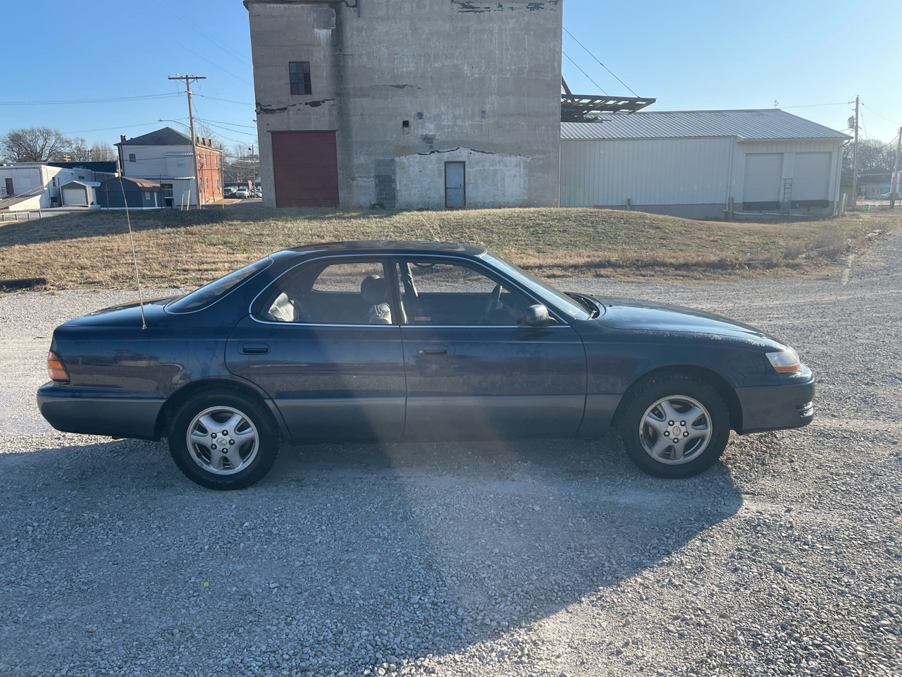 Lexus ES 300 Base 1994