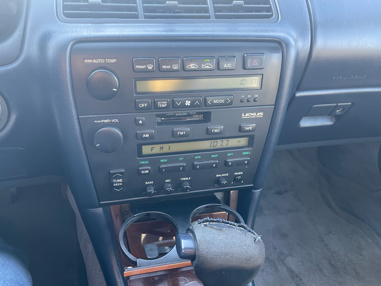 Lexus ES 300 Base 1994