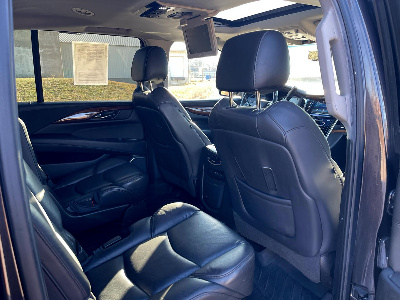 Cadillac Escalade ESV Premium 4WD 2017