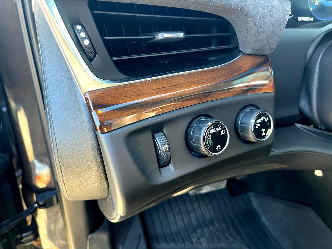 Cadillac Escalade ESV Premium 4WD 2017