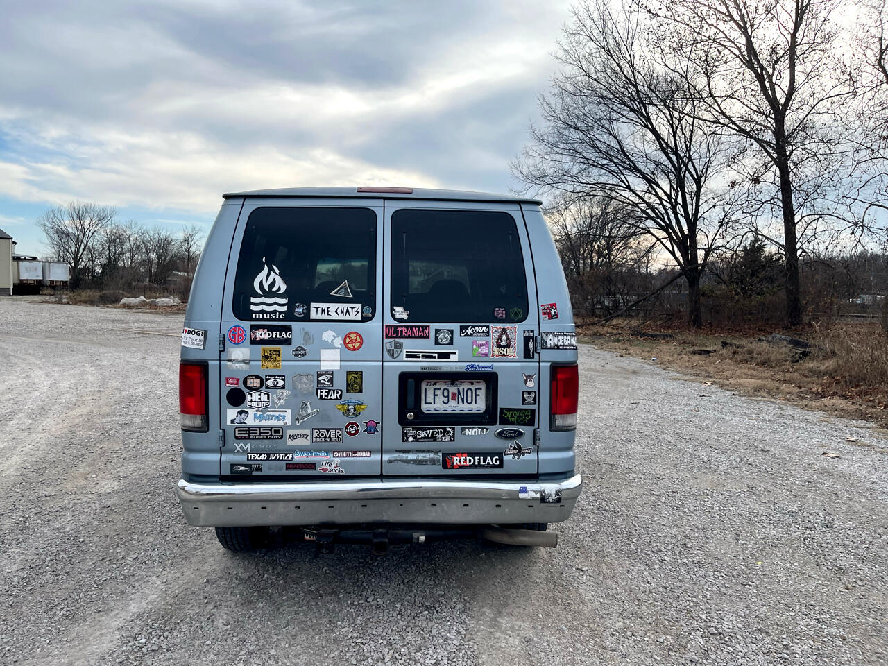 Ford Econoline Wagon E-350 XL Super Duty 1999