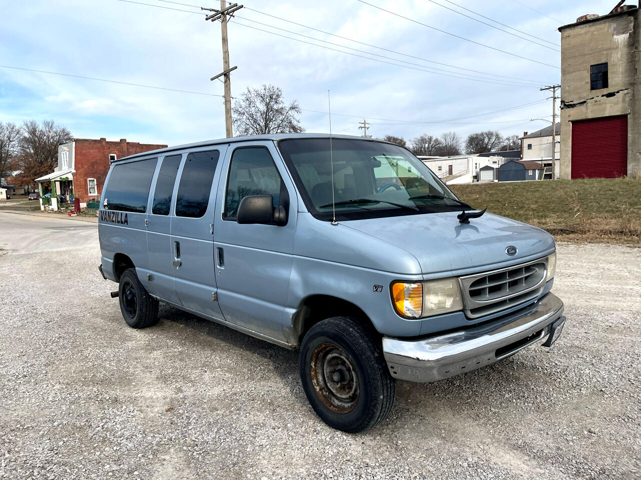 Ford Econoline Wagon E-350 XL Super Duty 1999