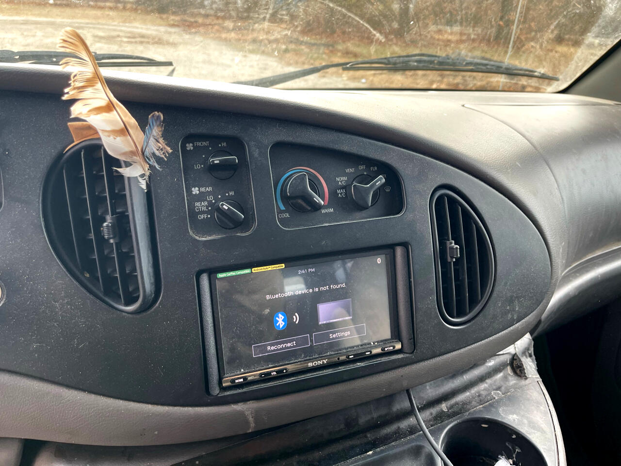 Ford Econoline Wagon E-350 XL Super Duty 1999