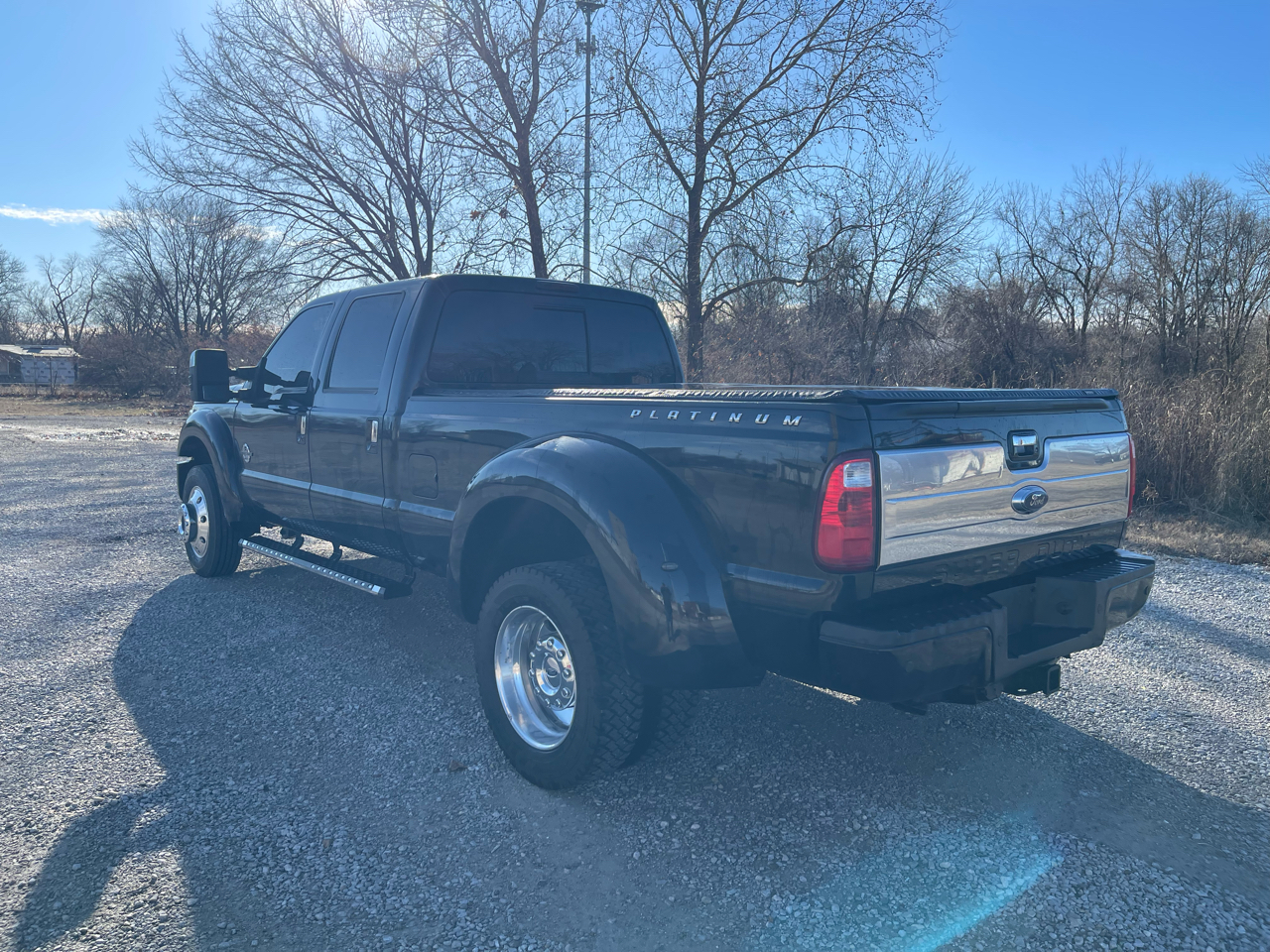 Ford F-450 SD Platinum Crew Cab DRW 4WD 2016