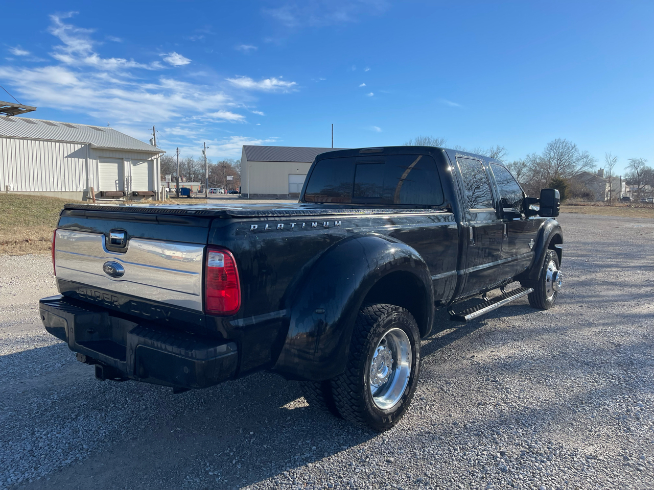 Ford F-450 SD Platinum Crew Cab DRW 4WD 2016