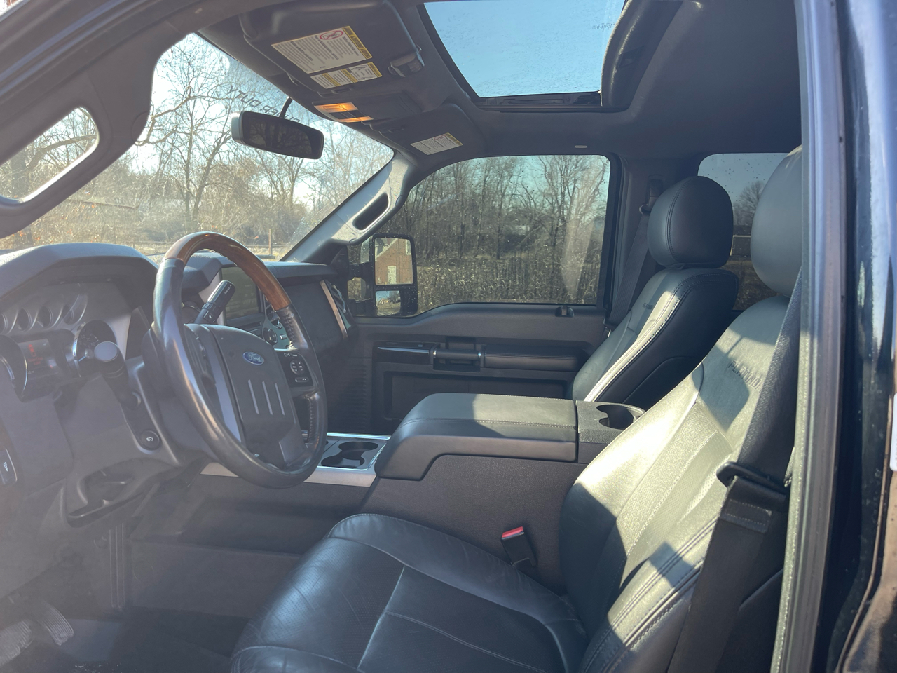 Ford F-450 SD Platinum Crew Cab DRW 4WD 2016