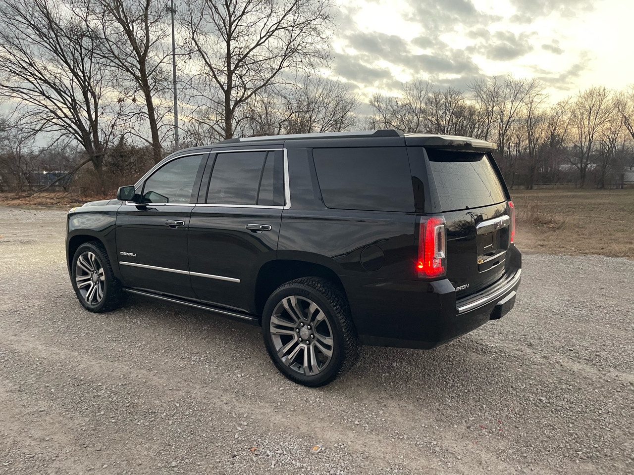 GMC Yukon Denali 4WD 2018