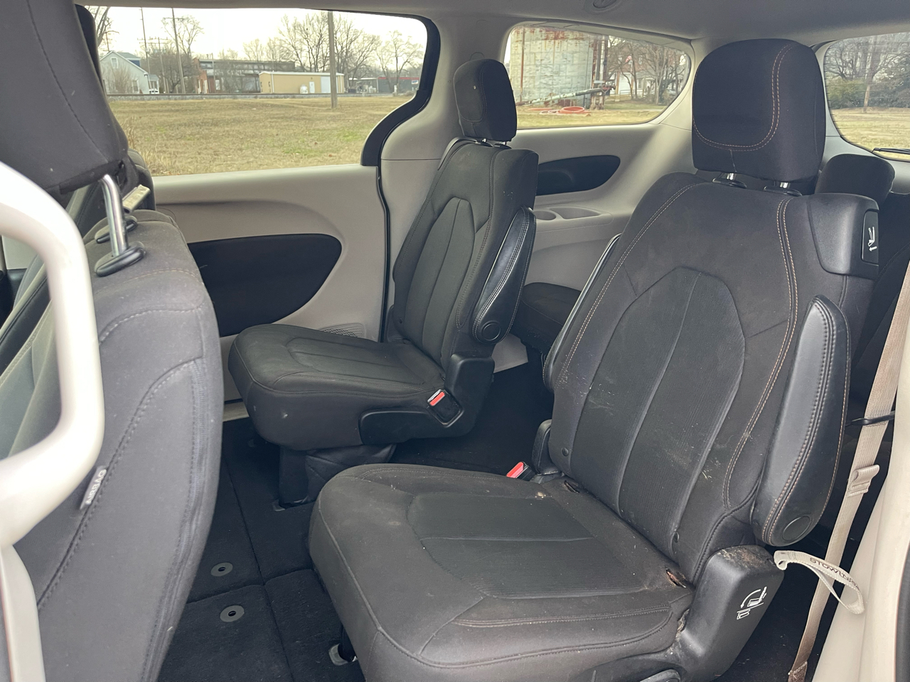 Chrysler Pacifica Touring 2017