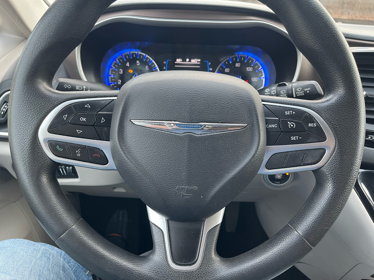 Chrysler Pacifica Touring 2017