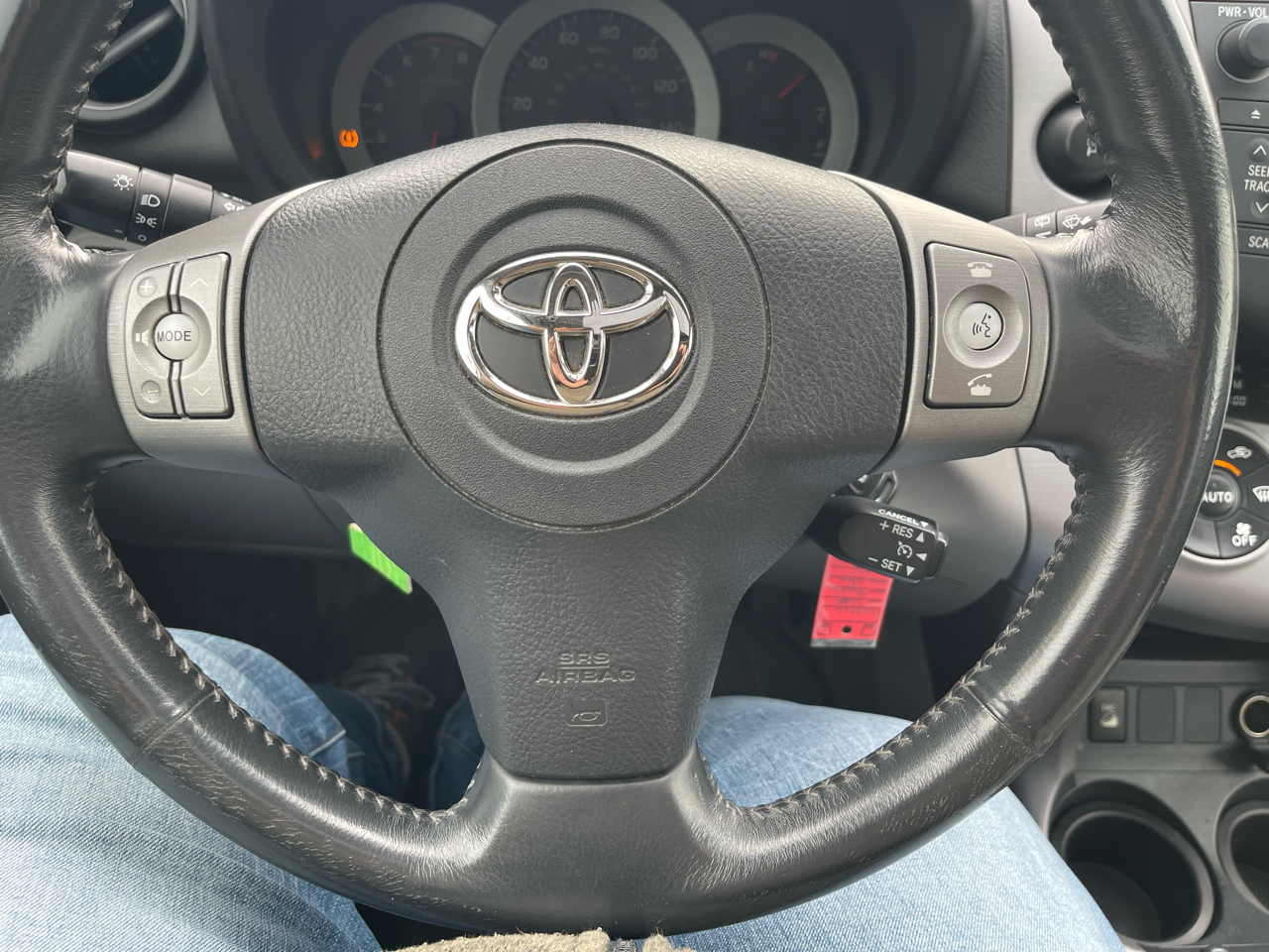 Toyota RAV4 Limited V6 4WD 2008