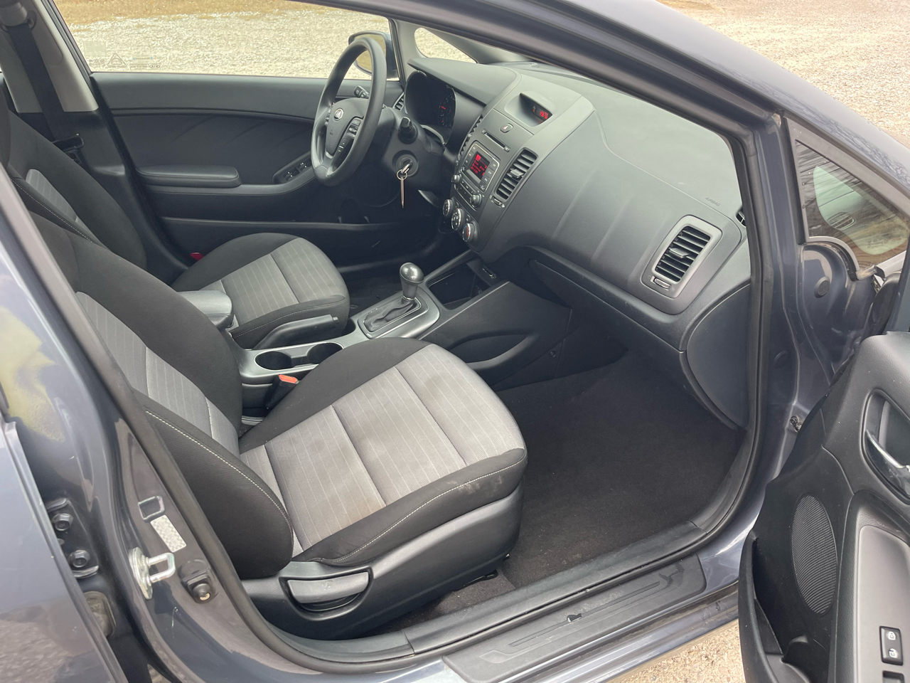 Kia Forte 5-Door LX 2016