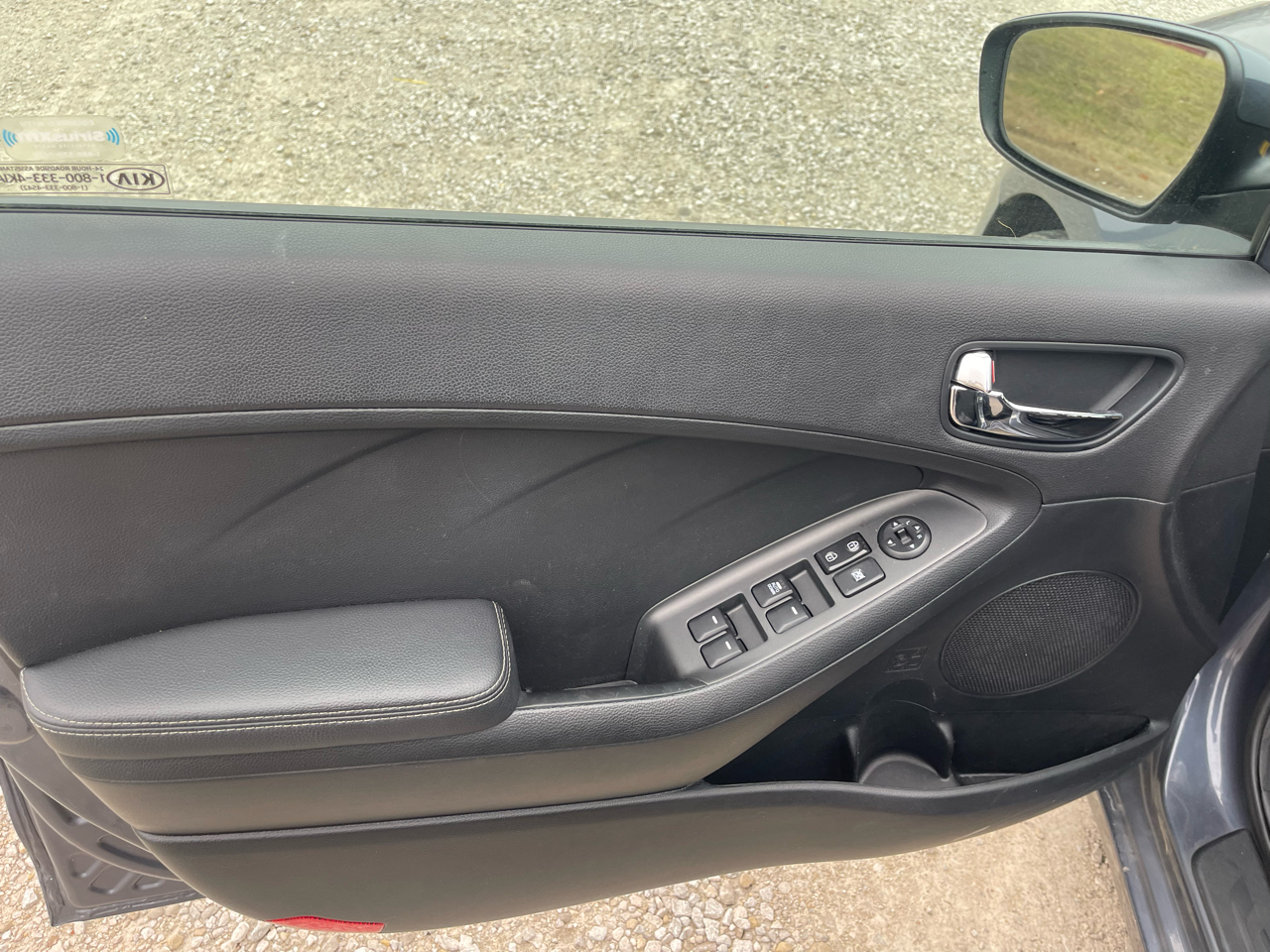 Kia Forte 5-Door LX 2016