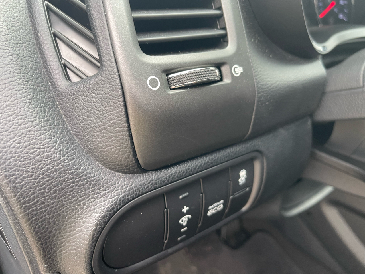 Kia Forte 5-Door LX 2016