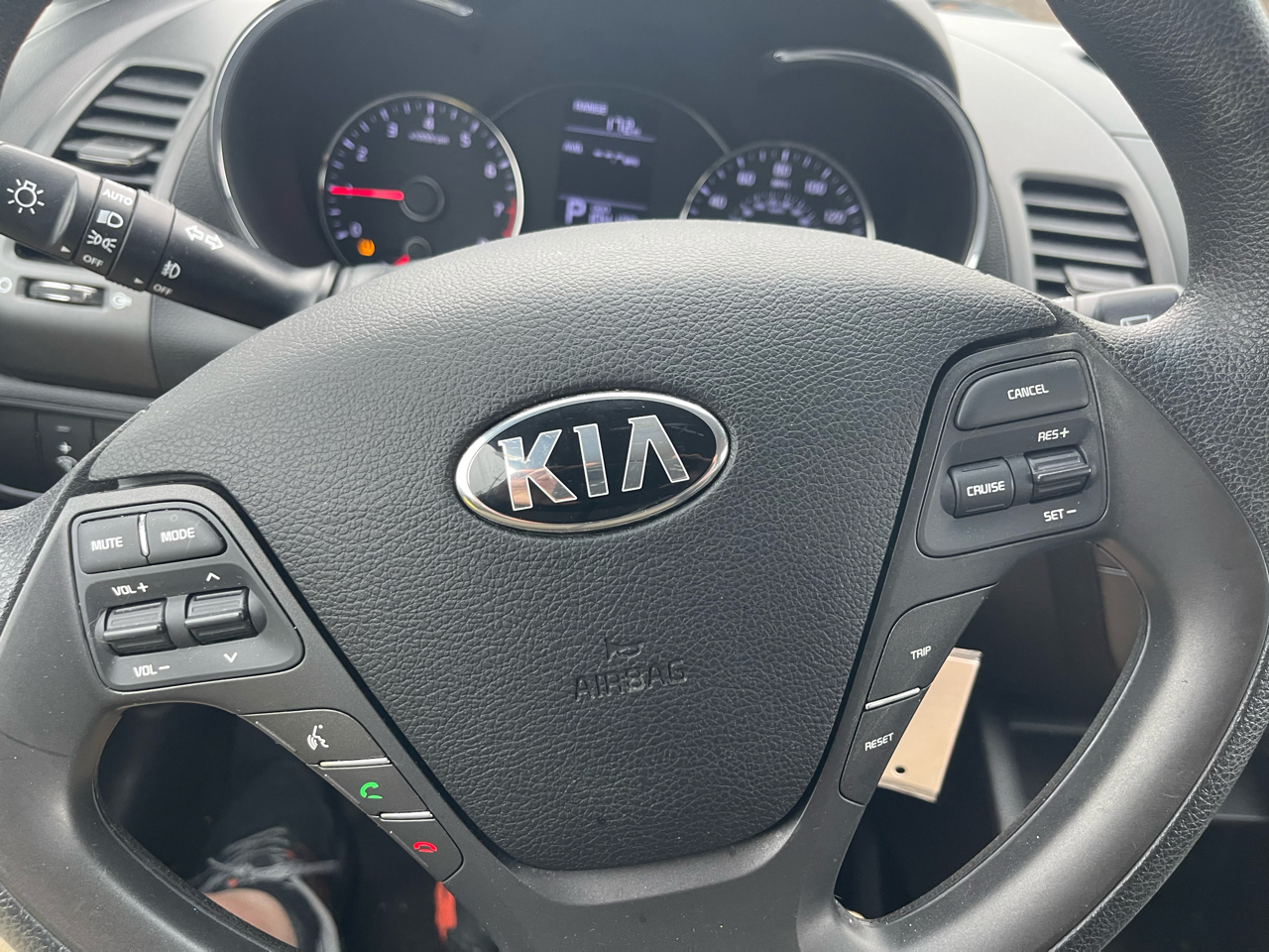 Kia Forte 5-Door LX 2016