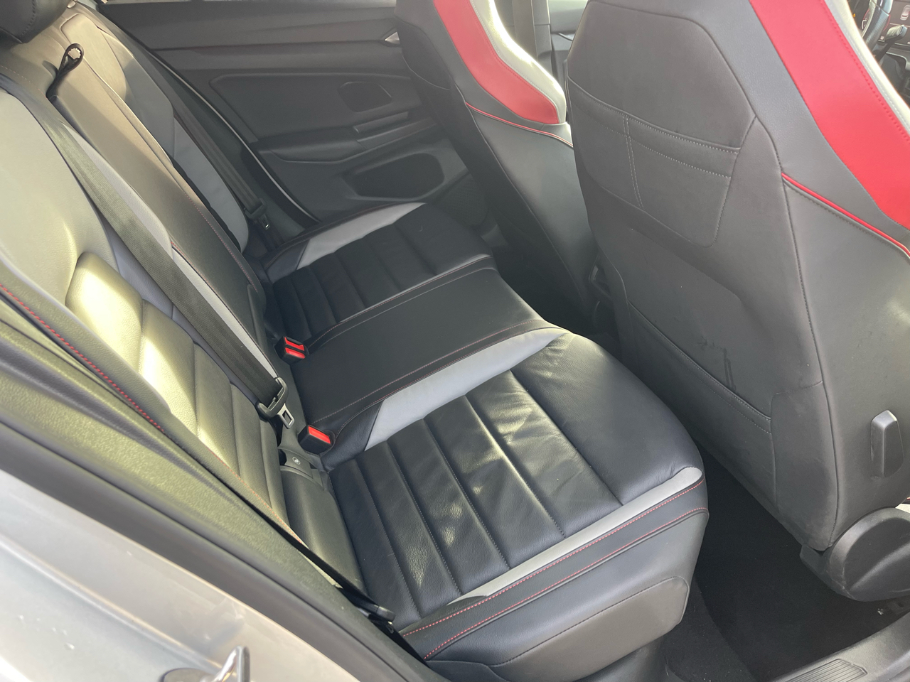 Volkswagen Golf GTI SE 2023