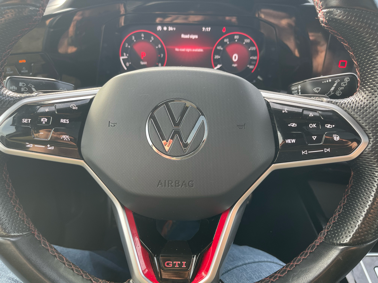 Volkswagen Golf GTI SE 2023