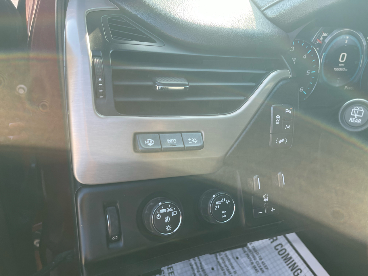 GMC Yukon Denali 4WD 2017