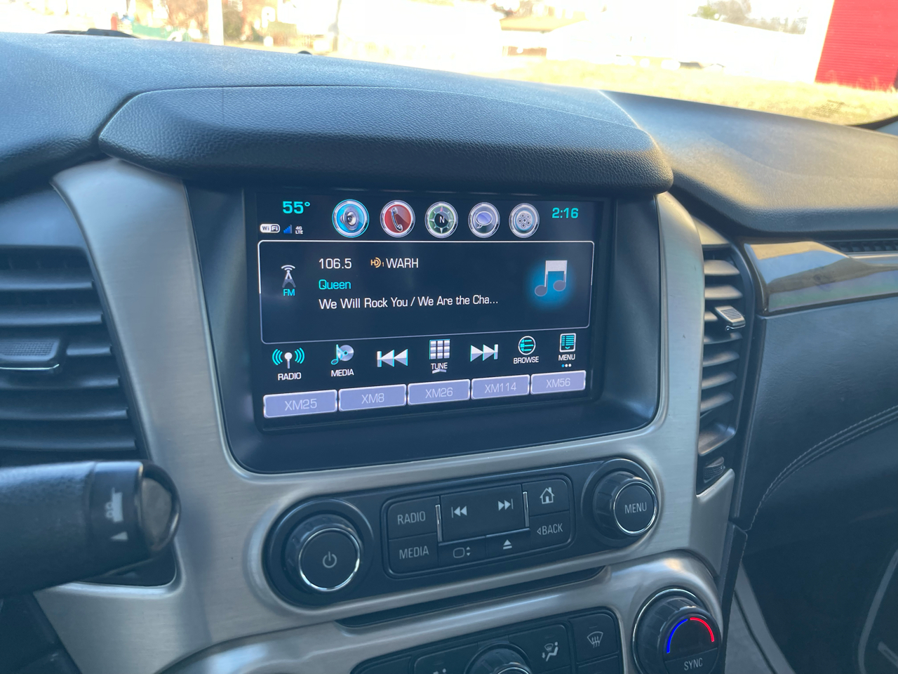 GMC Yukon Denali 4WD 2017