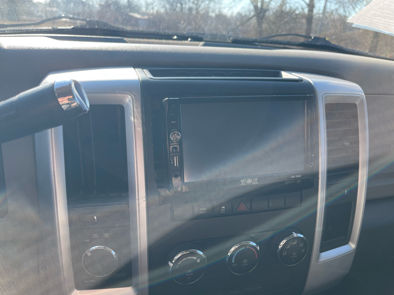 RAM 1500 4WD Quad Cab 140.5" Tradesman 2011