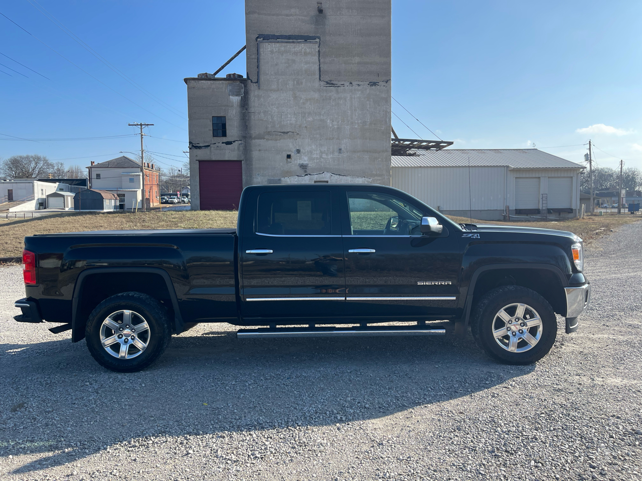 GMC Sierra 1500 4WD Crew Cab 143.5" SLT 2014