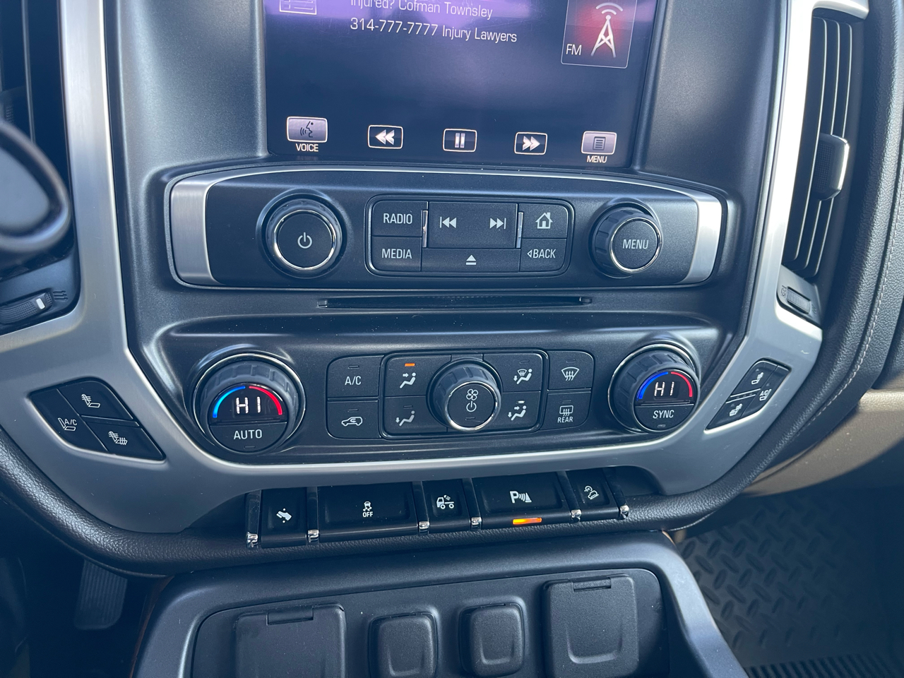 GMC Sierra 1500 4WD Crew Cab 143.5" SLT 2014