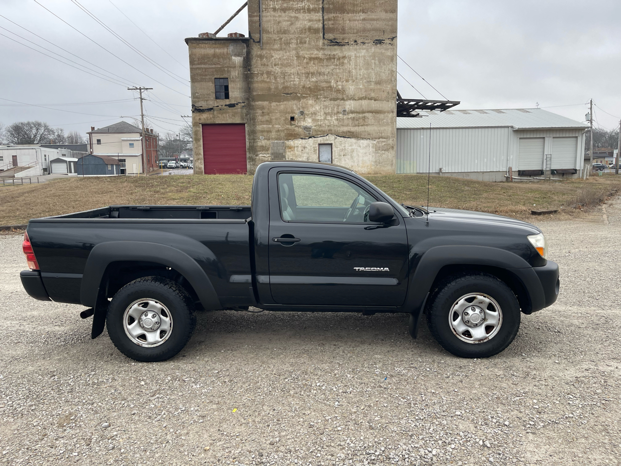 Toyota Tacoma Regular Cab 4WD 2008