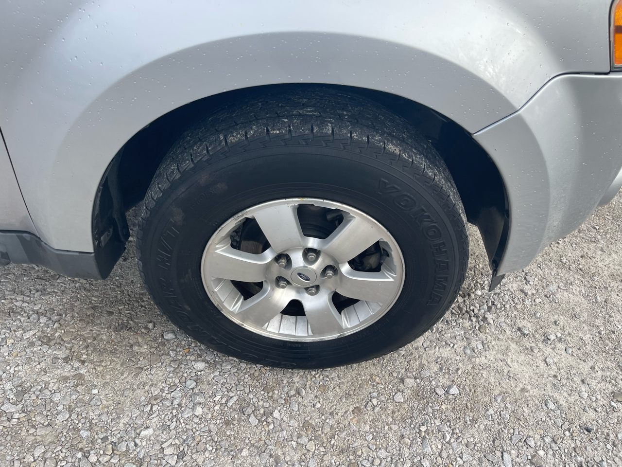 Ford Escape Hybrid Limited FWD 2010