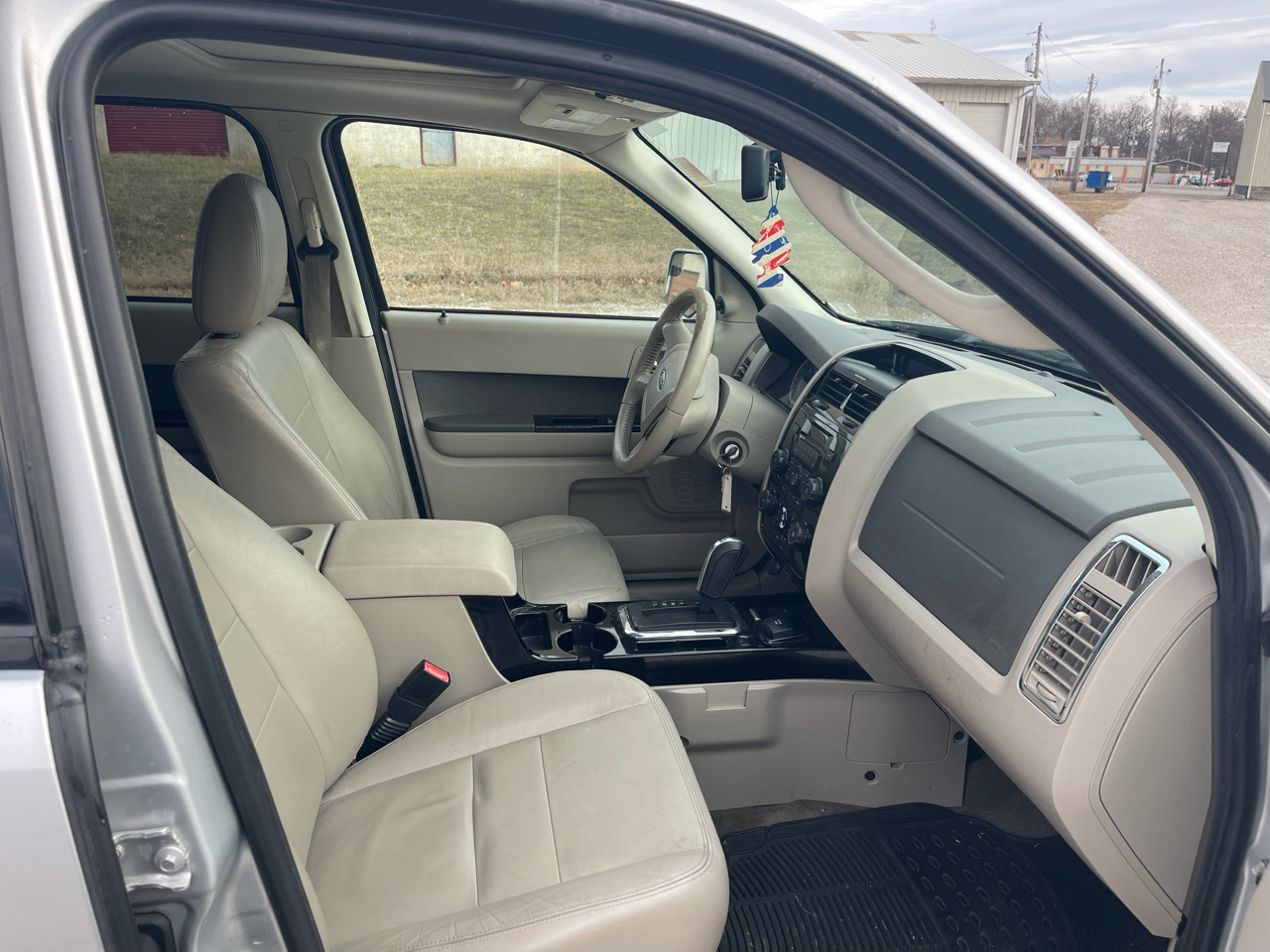 Ford Escape Hybrid Limited FWD 2010