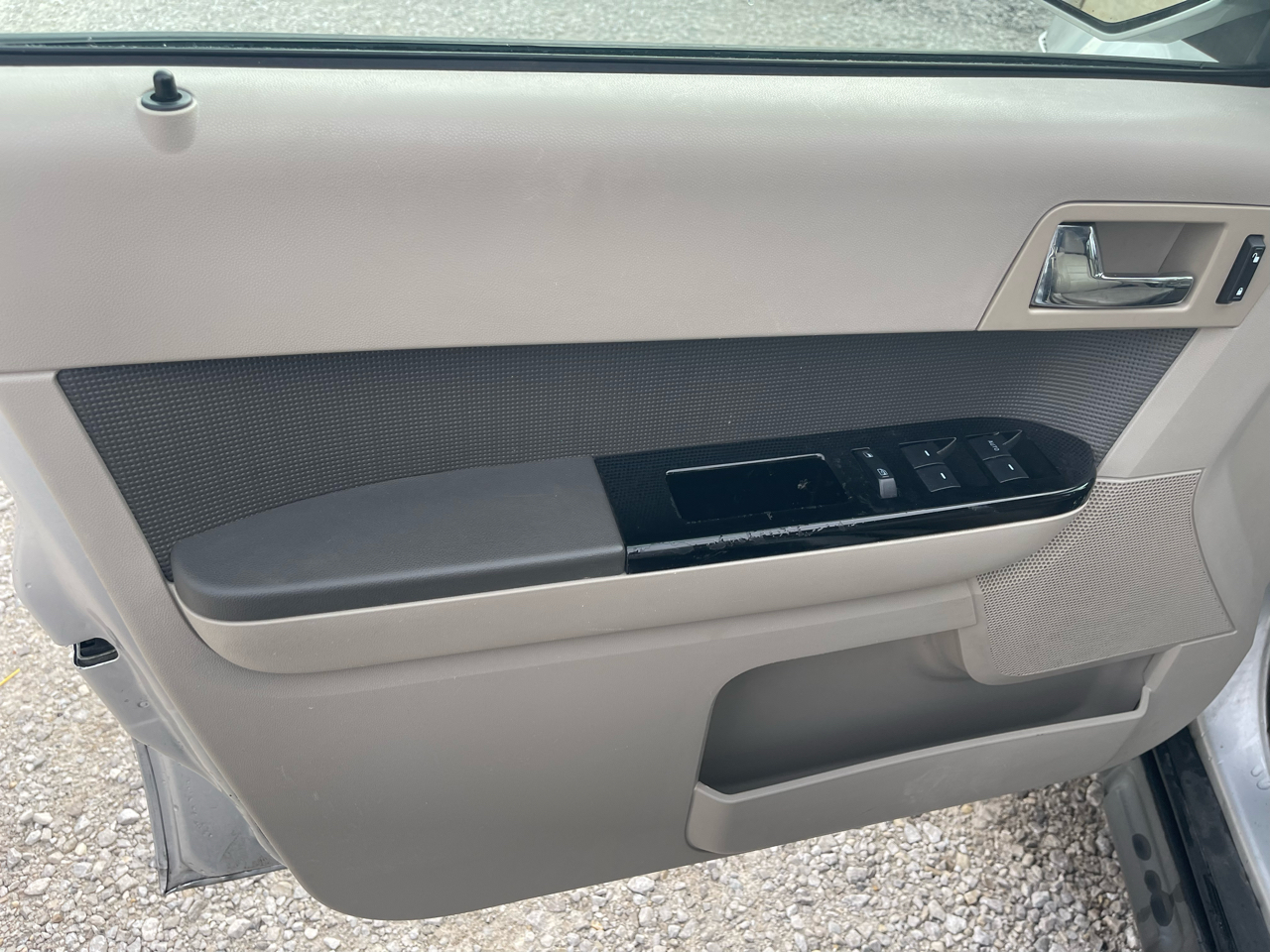 Ford Escape Hybrid Limited FWD 2010