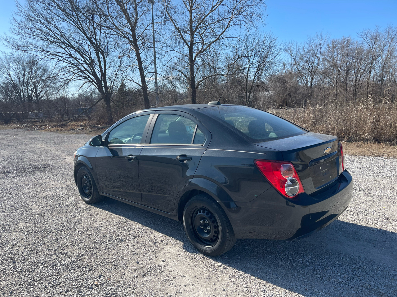 Chevrolet Sonic LS Auto Sedan 2015
