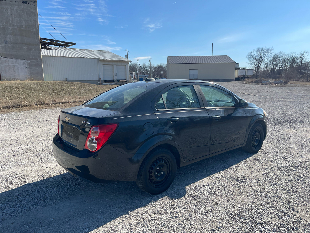 Chevrolet Sonic LS Auto Sedan 2015