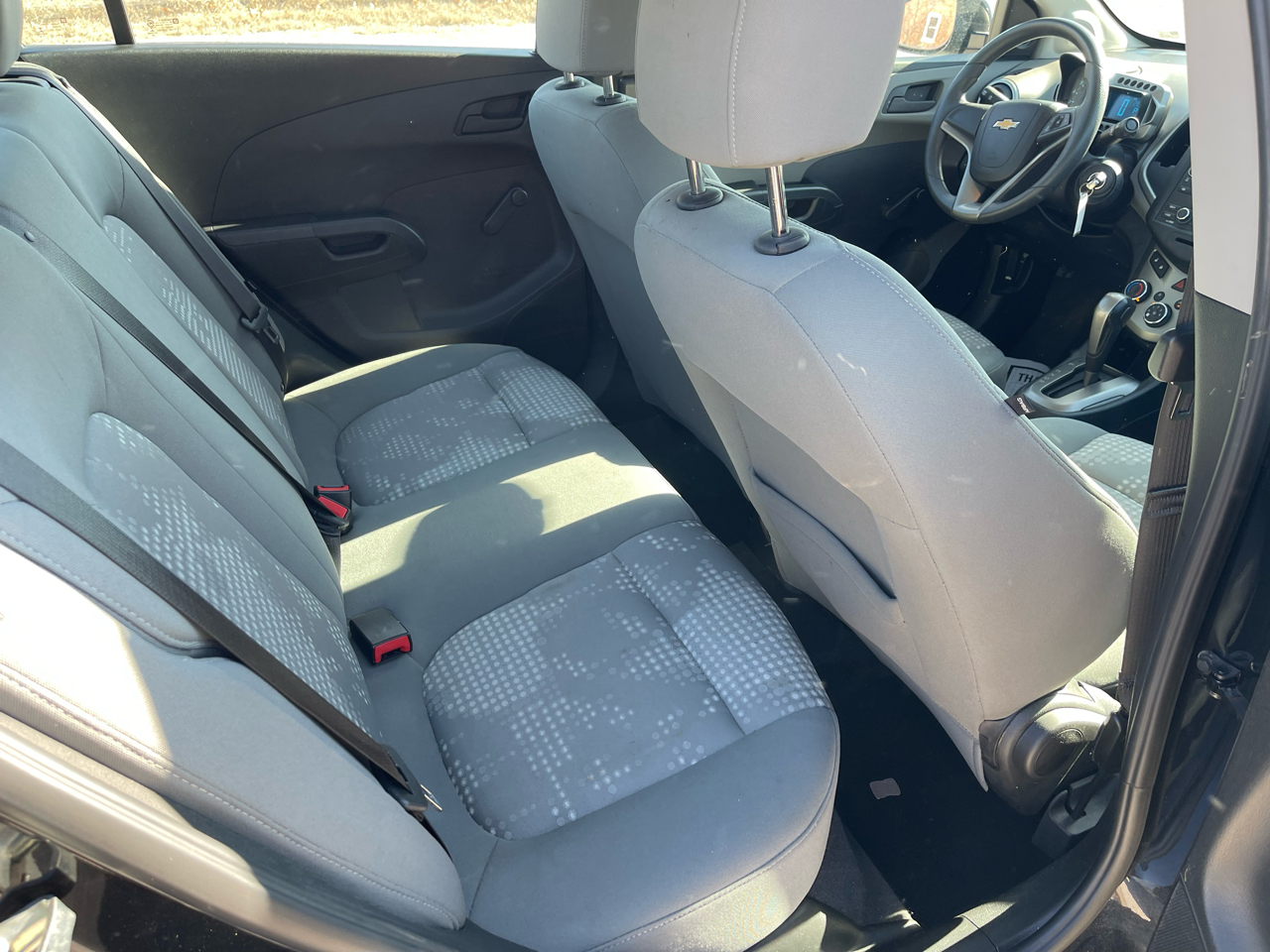 Chevrolet Sonic LS Auto Sedan 2015