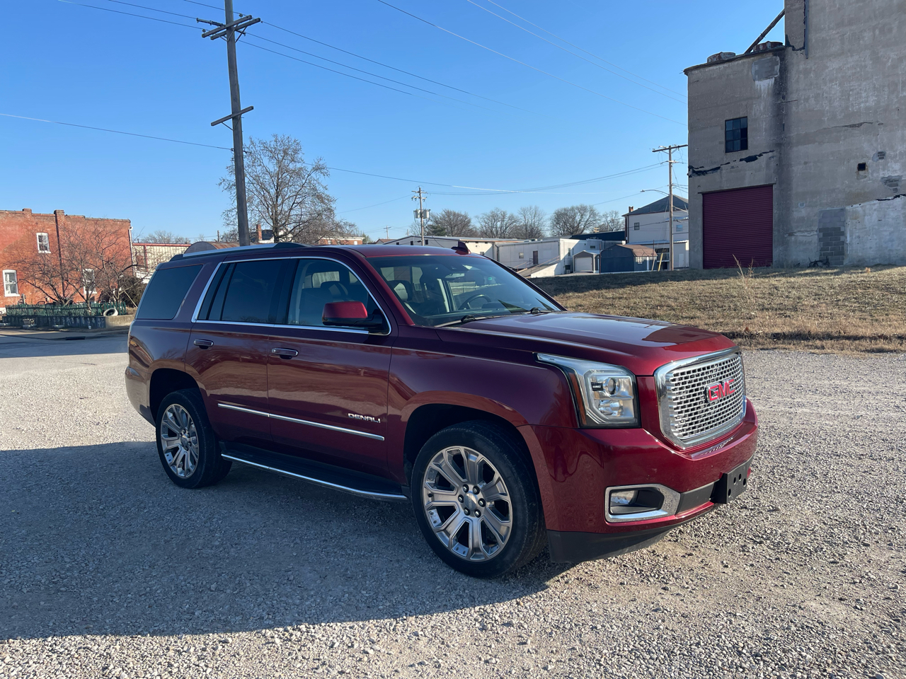 GMC Yukon Denali 4WD 2017