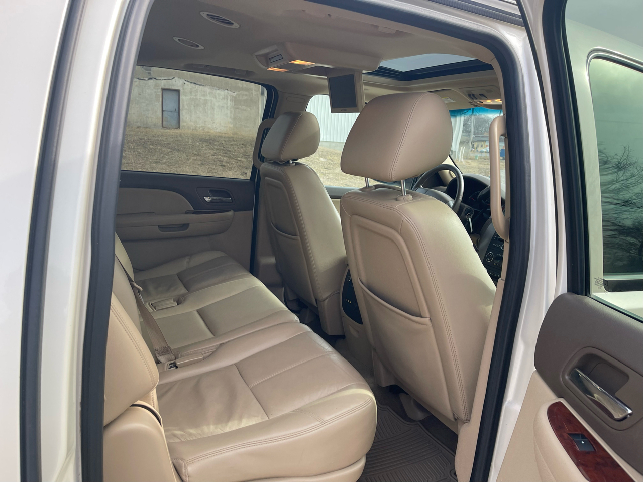 GMC Yukon XL SLT 1/2 Ton 4WD 2013
