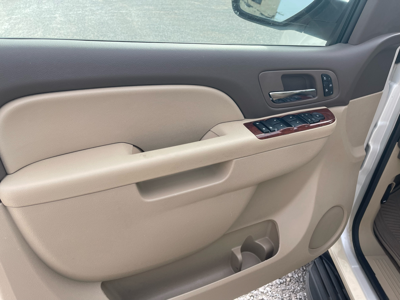 GMC Yukon XL SLT 1/2 Ton 4WD 2013